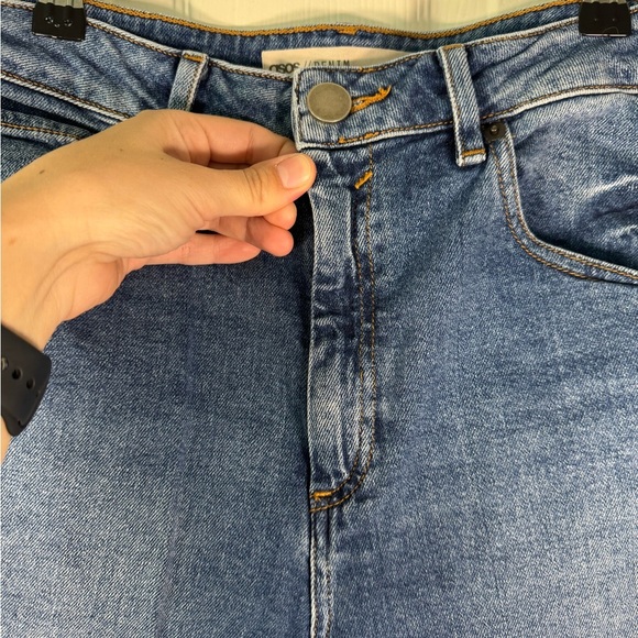 ASOS Mom Jeans High Rise Medium Wash Straight Leg Ankle Denim Womens Size 30 - Picture 2 of 7